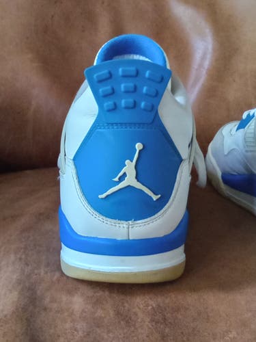 Men's Size M 14.0 (W 15.0) Air Jordan Shoes (Used)