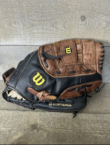 Wilson A2477 13” Elite Softball Glove RHT Brown & Black