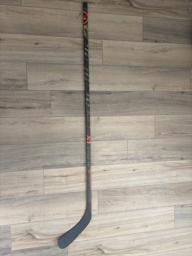 Senior Warrior Alpha LX Right Handed Hockey Stick P92 87 Flex Pro Stock (New)