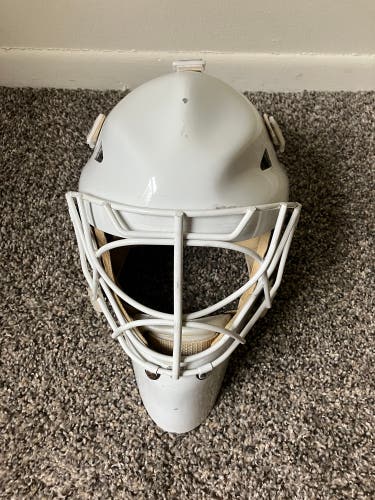 Senior Warwick Goalie Mask (Used)
