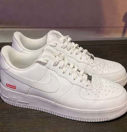 White Men's Size M 12.0 (W 13.0) Adult Nike Air Force 1 Low Shoes (Used)