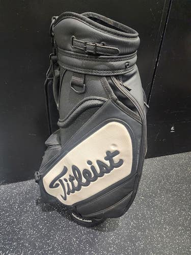 Used Titleist CART BAG Mens Cart Bag Black 11849-S000039619