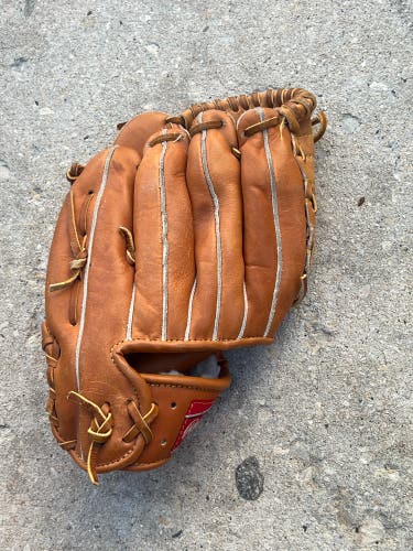 Rawlings RBG90 Baseball Glove Brown Leather Right Hand Throw Youth