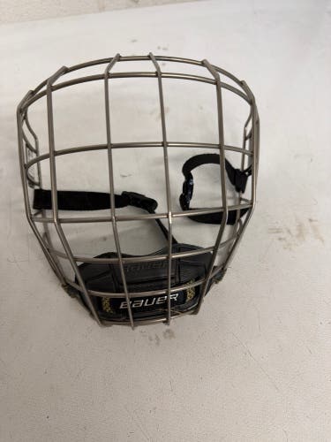 Medium Bauer Profile II Facemask (Used)