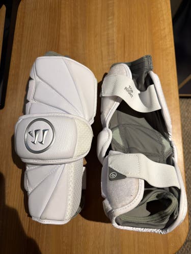 Medium Adult Warrior Evo Pro Arm Pads (New)