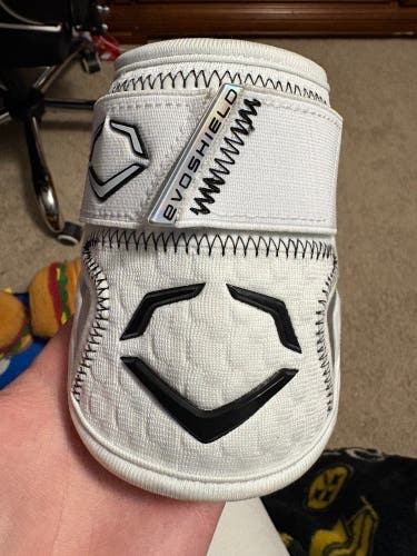 White Junior EvoShield 2.0 Elbow Guard Elbow Protection (New)