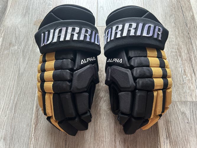 Warrior Alpha FR2 Gloves Vegas Gold SR 15"