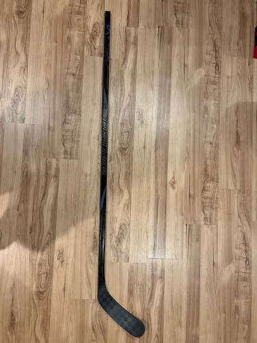 Senior Bauer Vapor Hyperlite 2 Left Hand Hockey Stick P92 65 Flex Pro Stock (New)