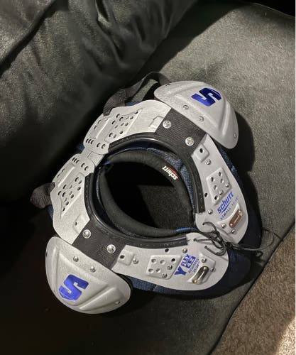 XS Adult Schutt Y Flex 4.2 Shoulder Pads (Used)