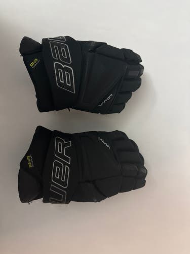 Bauer Vapor Hyperlite Gloves 13" (Used)