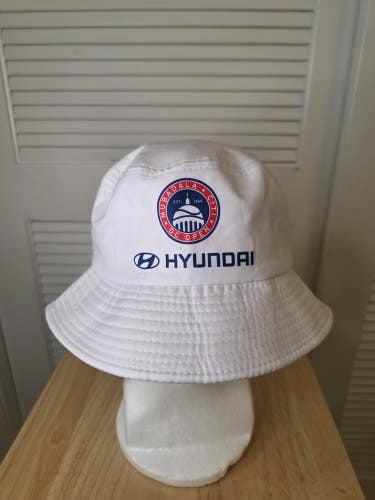 Mubadala City DC Open Bucket Hat