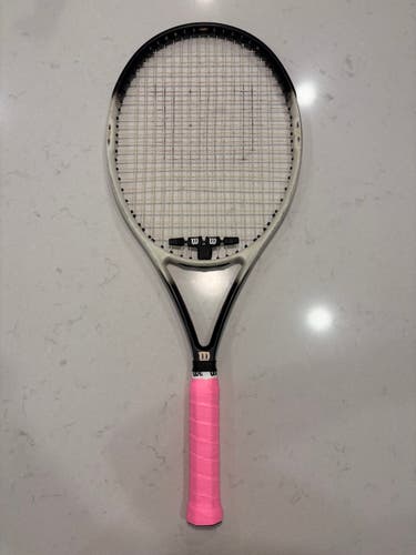 Adult Wilson Hammer 6.2 Tennis Racquet (Used)
