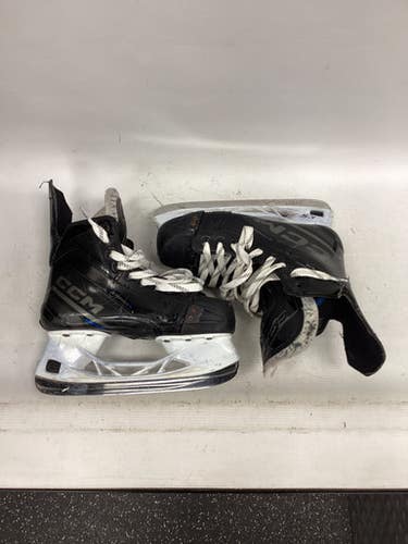 Used CCM JETSPEED FT 675 Junior Hockey Skate Junior 04.5 11851-S000047021