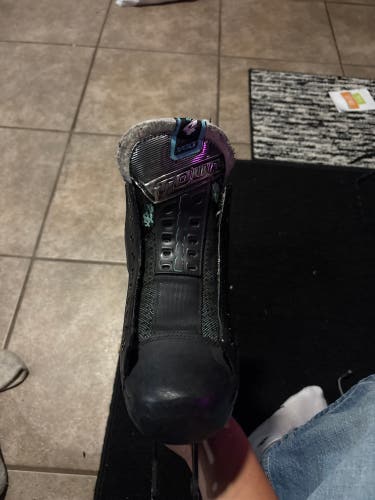 Tour Volt Kv4 Inline Skates Wide Width Size 8.5 (Used)