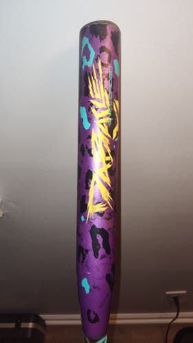 AXE Dabacle Dual Stamp Composite Bat (-7) 27 oz 34" (Used)
