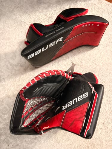 Bauer M5 Pro Regular glove and blocker (Used)