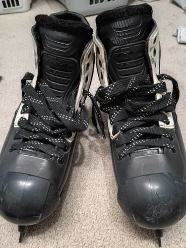 True 2 Piece Hockey Goalie Skates 12 (Used)