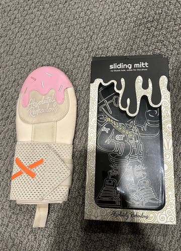 Absolutely Ridiculous Sliding Mitt (New)