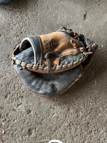 Nike Air show elite RH Catcher's Baseball Glove 33.5" (Used)