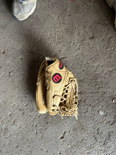 Wilson A700 RH Baseball Glove 12" (Used-Like New)