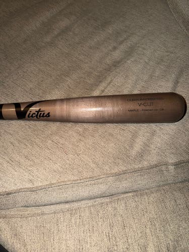 2024 Victus V-Cut BBCOR Certified Bat (-3) 29 oz 32" (New)