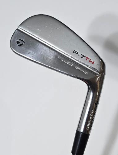 Taylormade Tiger Woods P7TW 7 Iron / Extra Stiff X100 Dynamic Gold Steel Shaft