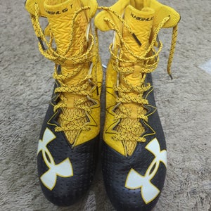 Men's Size M 10.5 (W 11.5) Under Armour High Top Molded Cleats (Used)