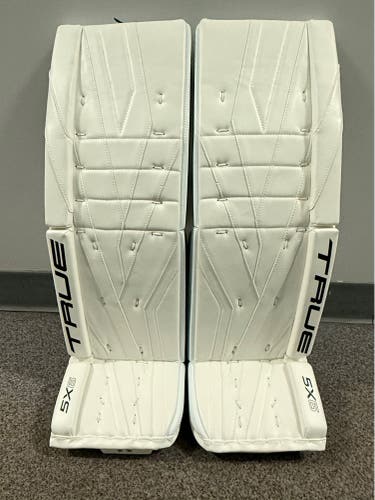 True Catalyst 5x6 32+2 Goalie Pads White/White Senior 2026 (NEW)