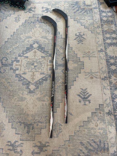 Senior Bauer Vapor Team Right Handed Hockey Stick P28 77 Flex (New)