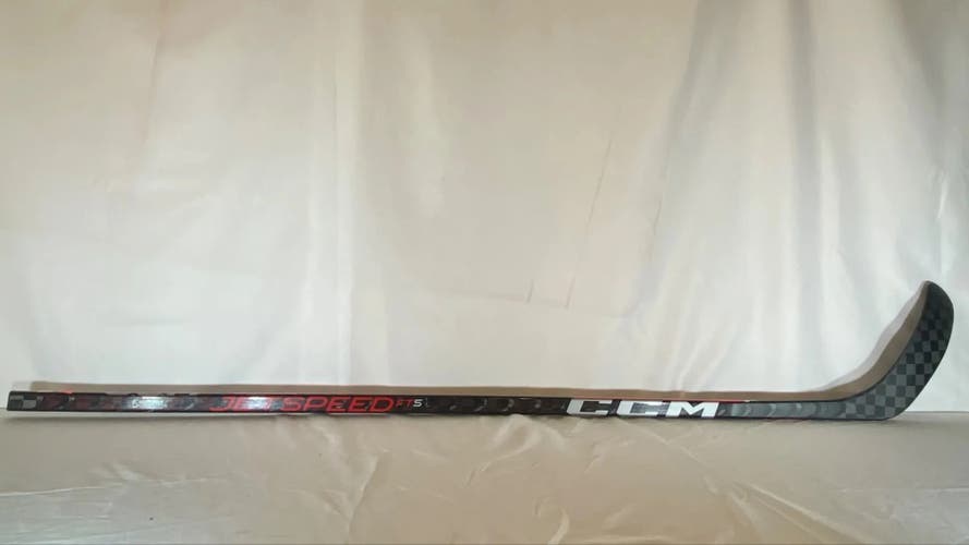 Senior CCM JetSpeed FT5 Right Handed Hockey Stick P90TM 55 Flex (New)
