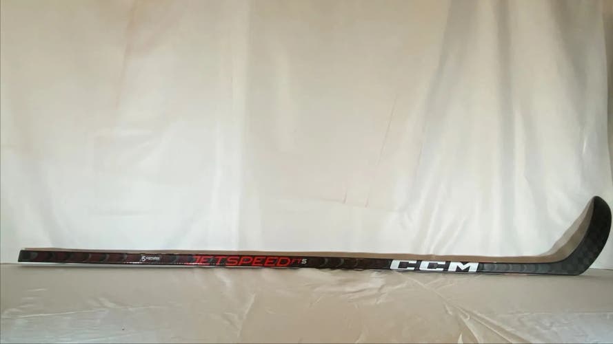 Senior CCM JetSpeed FT5 Right Handed Hockey Stick P29 85 Flex (New)