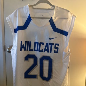 White Large Men's Nike Jersey (New)