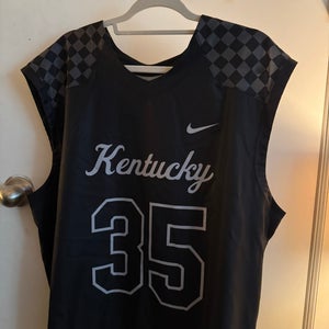 White Large Men's Nike Jersey (New)