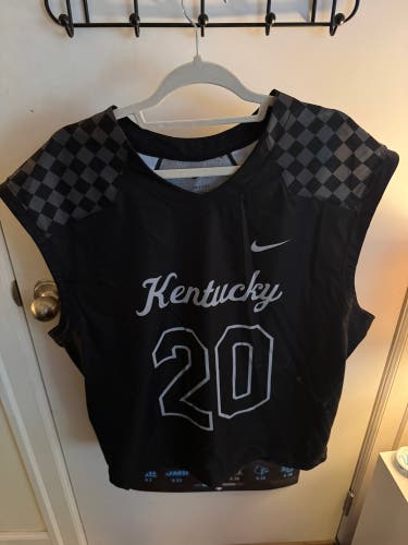 Black Large Men's Nike Jersey (New)