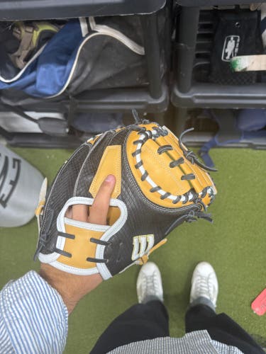 Wilson A2K RH Infield Baseball Glove 11.5" (Used)