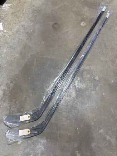 Hockey Stick Bundle | NEW Pro Blackout Scary Lite Senior Hockey Stick | P92 85 Flex Low Kick RH