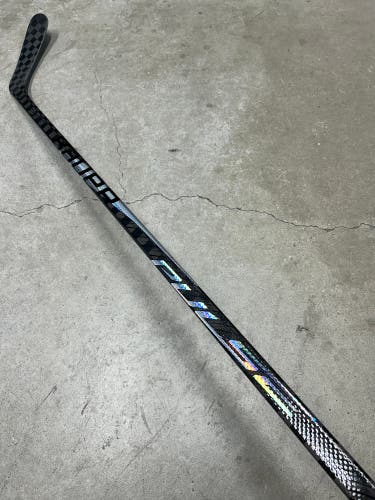 82 Flex P90T Senior Bauer Pulse Right Hand Hockey Stick OHL Pro Stock (New)