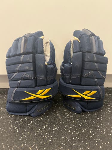 Reebok 852 Gloves 14" Pro Stock (Used)