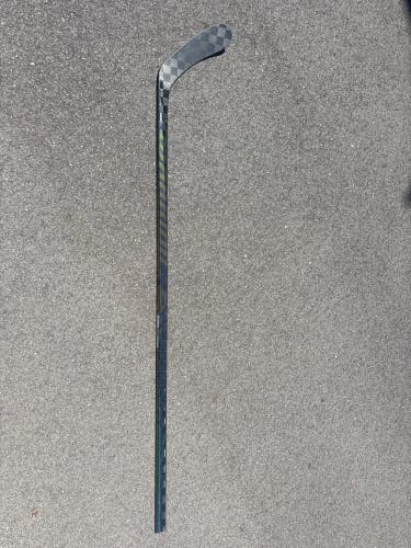 Senior Warrior Covert QR6 Pro Right Handed Hockey Stick 85 Flex Pro Stock (New)