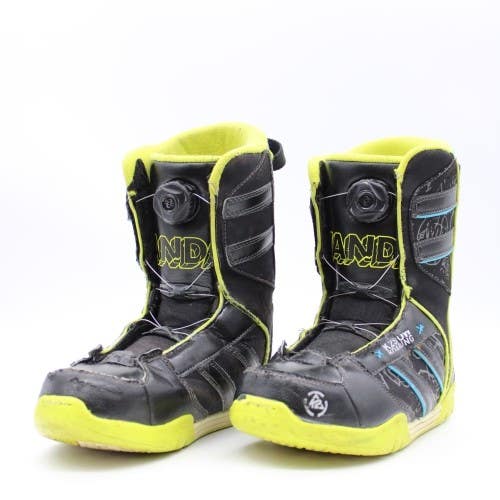 K2 Vandal BOA Junior Snowboard Boots - Size 6 / Mondo 24 Used