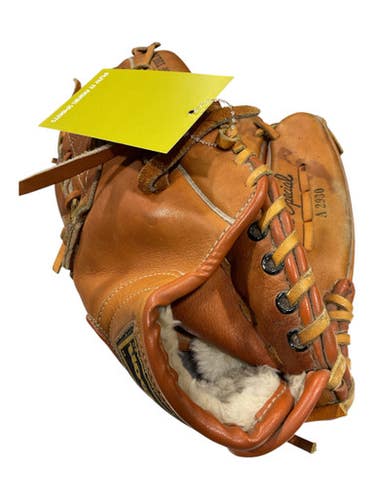 Used Wilson A2930 PRO SPECIAL BB/SB Glove RH Throw Brown 11" 11847-S000033731