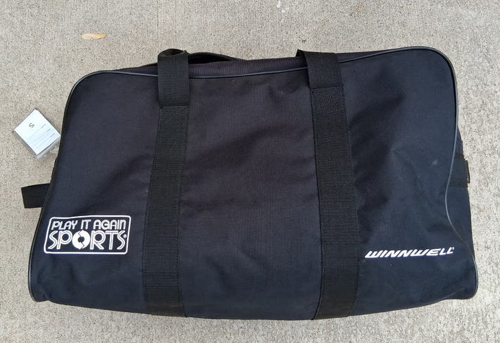 Winnwell PIAS Youth 24×12×14 carry Bag (Used)