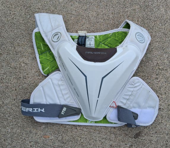 Large Maverik M5 Shoulder Pads (Used)