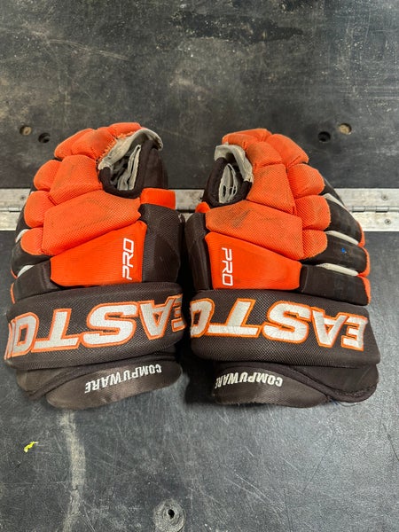 Easton Pro 4 Roll Gloves 13" Pro Stock (Used)