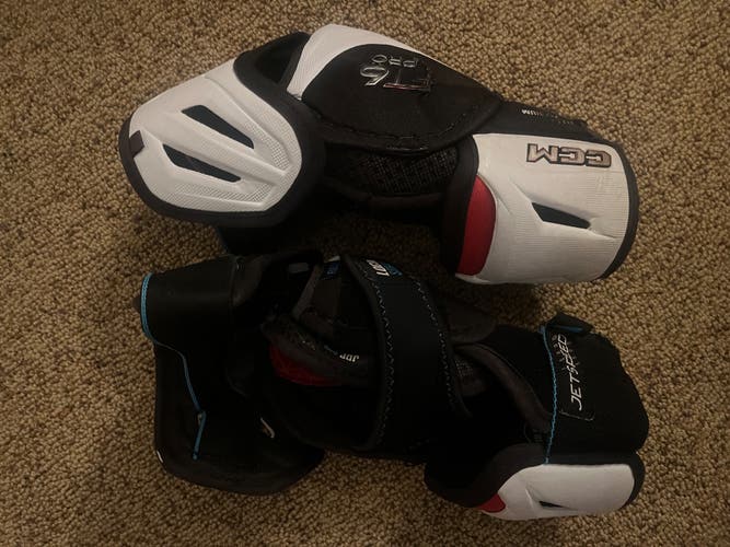 Senior Medium CCM JetSpeed FT6 Pro Elbow Pads (Used)