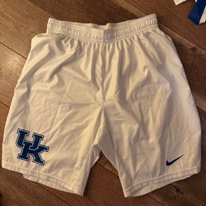 White Medium Men's Nike Shorts (New)
