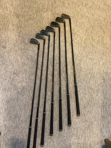 Men's TaylorMade P790 Right Handed Iron Set Stiff Flex Steel Shaft (New)