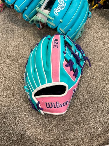 Wilson A2K 1786