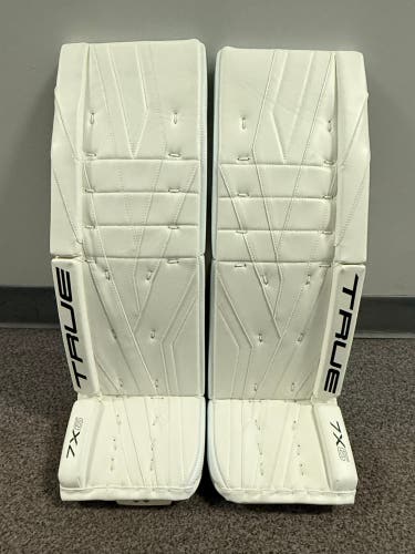 True Catalyst 7x6 36+2 Goalie Pads White/White Senior 2026 (NEW)