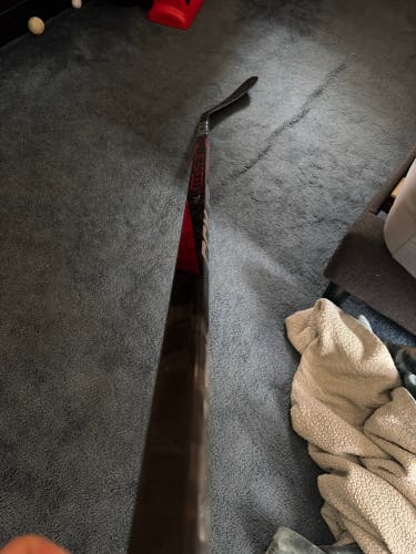 Senior CCM JetSpeed FT7 Pro Right Handed Hockey Stick P29 70 Flex (New)